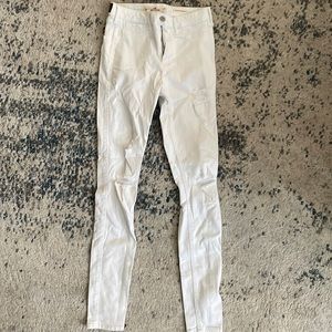 Size 5L Hollister Jeans